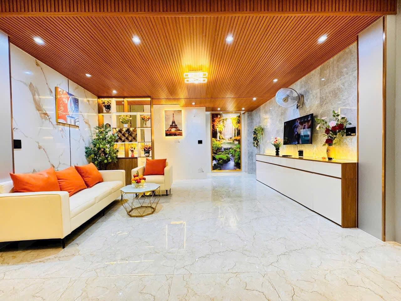 Bán nhà 49m2 Phan Đăng Lưu, Phú Nhuận, giá 2 tỷ 300, gần bệnh viện Hoàn Mỹ, hẻm 6m, sổ chính chủ Bán nhà 49m2 Phan Đăng Lưu, Phú Nhuận, giá 2 tỷ 300, gần bệnh viện Hoàn Mỹ, hẻm 6m, sổ chính chủ