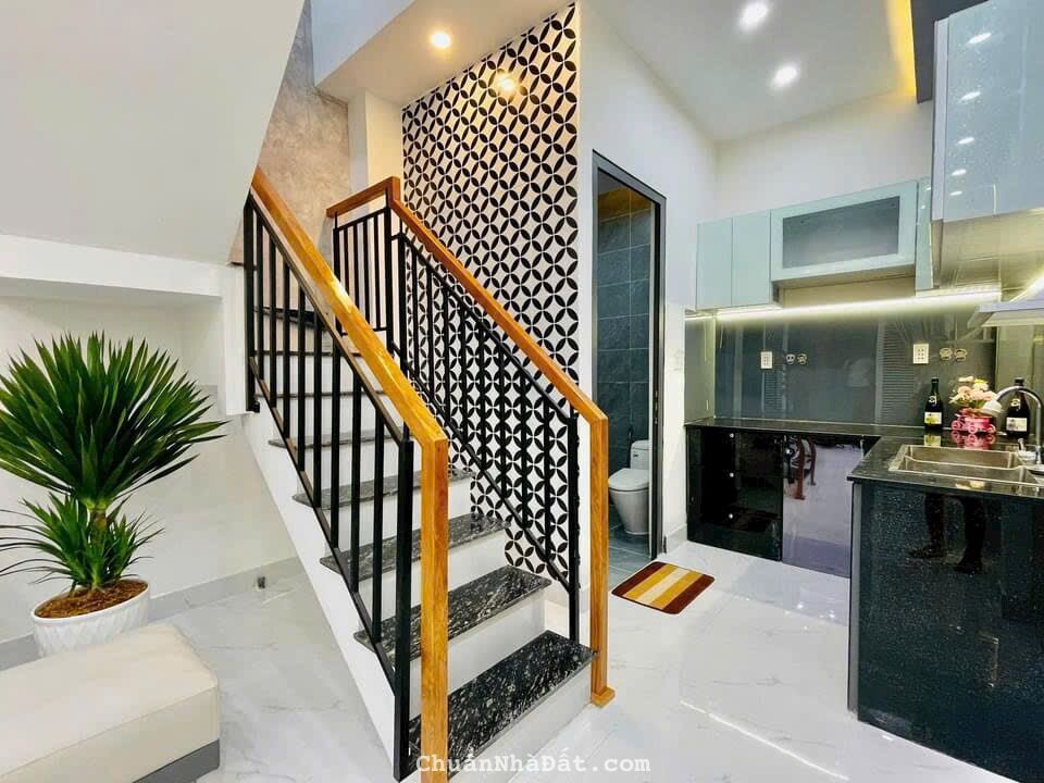 Rao bán nhà 23m2 đường Trường Sa,Phú Nhuận giá 1tỷ250. Gần Cầu Công Lý. Hẻm 6m. Sổ chính chủ