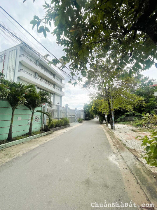 Với 2tỷ1 đã có thể sỡ hữu lô đất 70m2,đường số 25 Hiệp Bình Chánh ,gần Giga mall. Với 2tỷ1 đã có thể sỡ hữu lô đất 70m2,đường số 25 Hiệp Bình Chánh ,gần Giga mall.