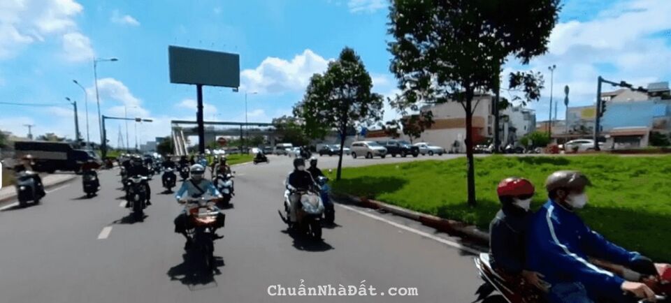 Chỉ với giá 1tỷ450 đã có thể sỡ hữu lô đất 50m2,đường 13,Hiệp Bình Chánh,kế sông Sài Gòn.