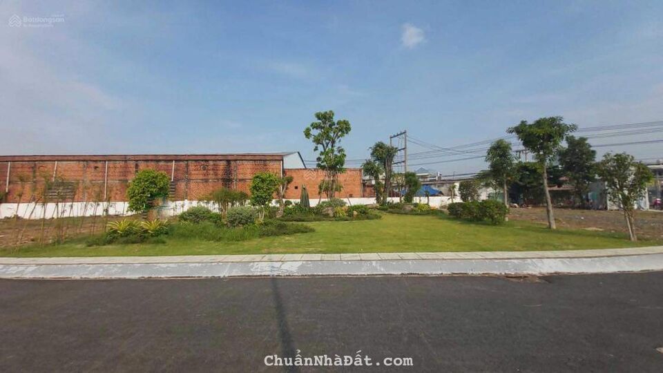 Bán lô đất siêu đẹp 80m2 tại Bình Tân chỉ với giá 2tỷ2 đã có thể sở hữu, có sổ hồng tươi. Bán lô đất siêu đẹp 80m2 tại Bình Tân chỉ với giá 2tỷ2 đã có thể sở hữu, có sổ hồng tươi.