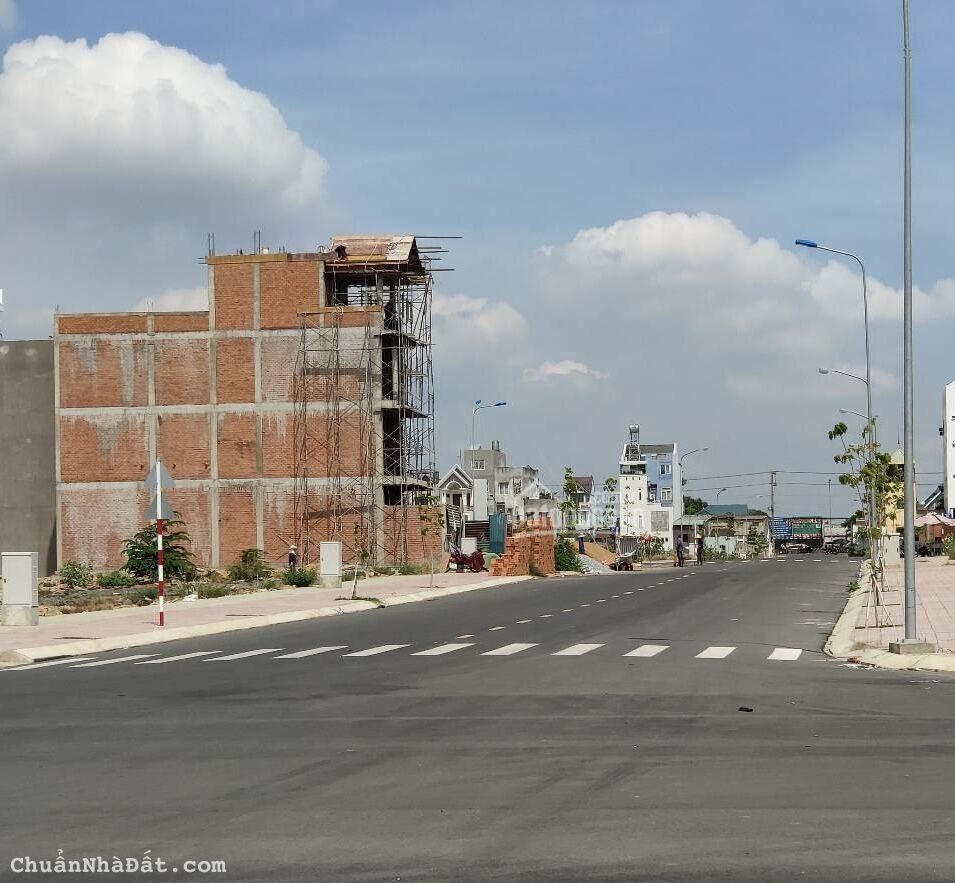 Bán lô đất cực đẹp 70m2 chỉ với 2tỷ1 tại Đặng Thuỳ Trâm, Bình Thạnh, hẻm 6m, sổ hồng thơm phức. Bán lô đất cực đẹp 70m2 chỉ với 2tỷ1 tại Đặng Thuỳ Trâm, Bình Thạnh, hẻm 6m, sổ hồng thơm phức.