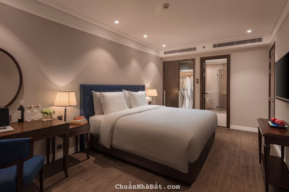 Cắt lỗ 1,5 tỷ căn hoa hậu biển 2PN Altara Suite 100m2 view Mỹ Khê full nội thất Luxury, sổ lâu dài