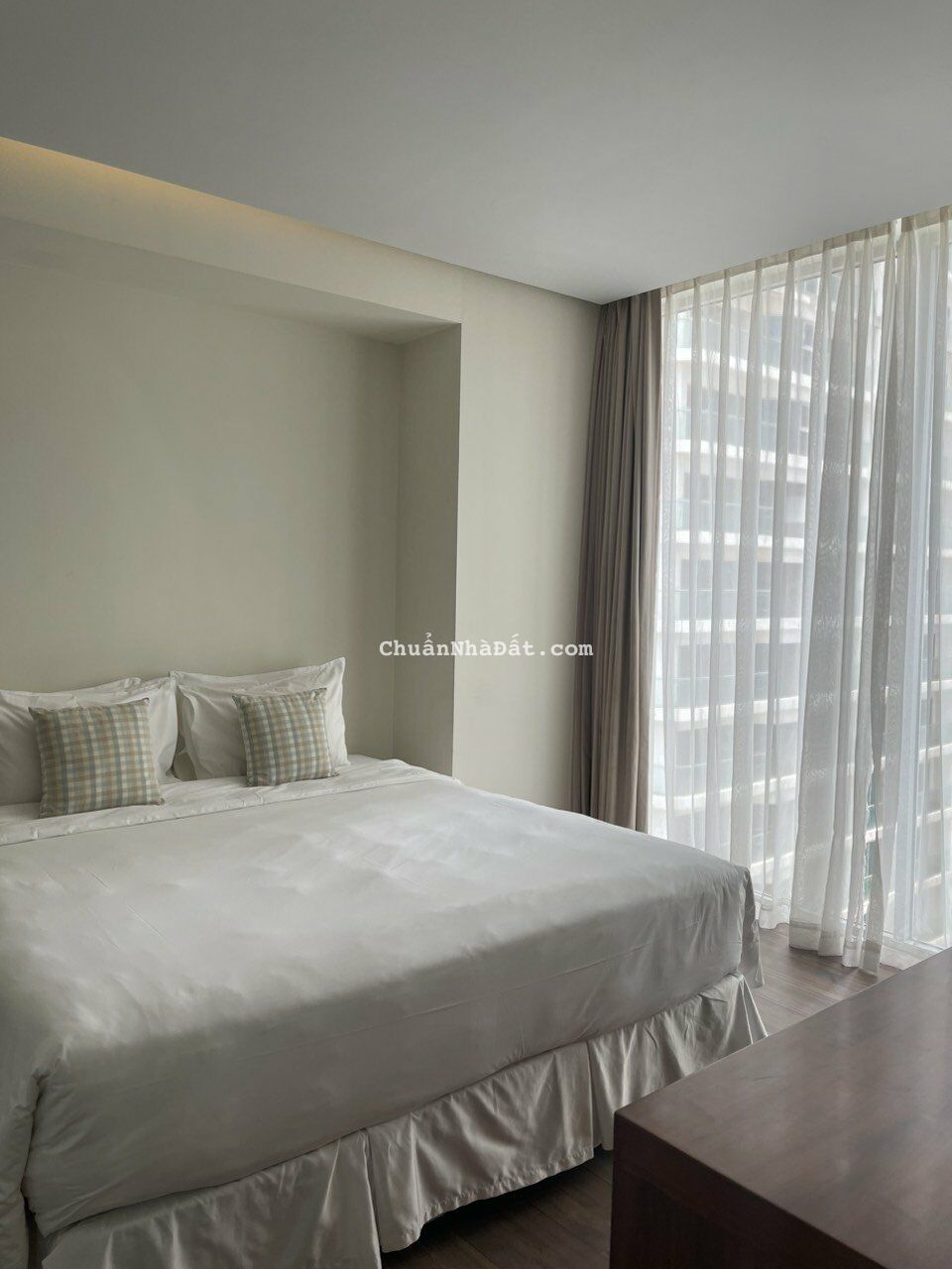 Sập hầm gần 1 tỷ - CC cần bán gấp 1 căn 2PN 65m2 À La Carte, sổ hồng lâu dài, view trực diện biển