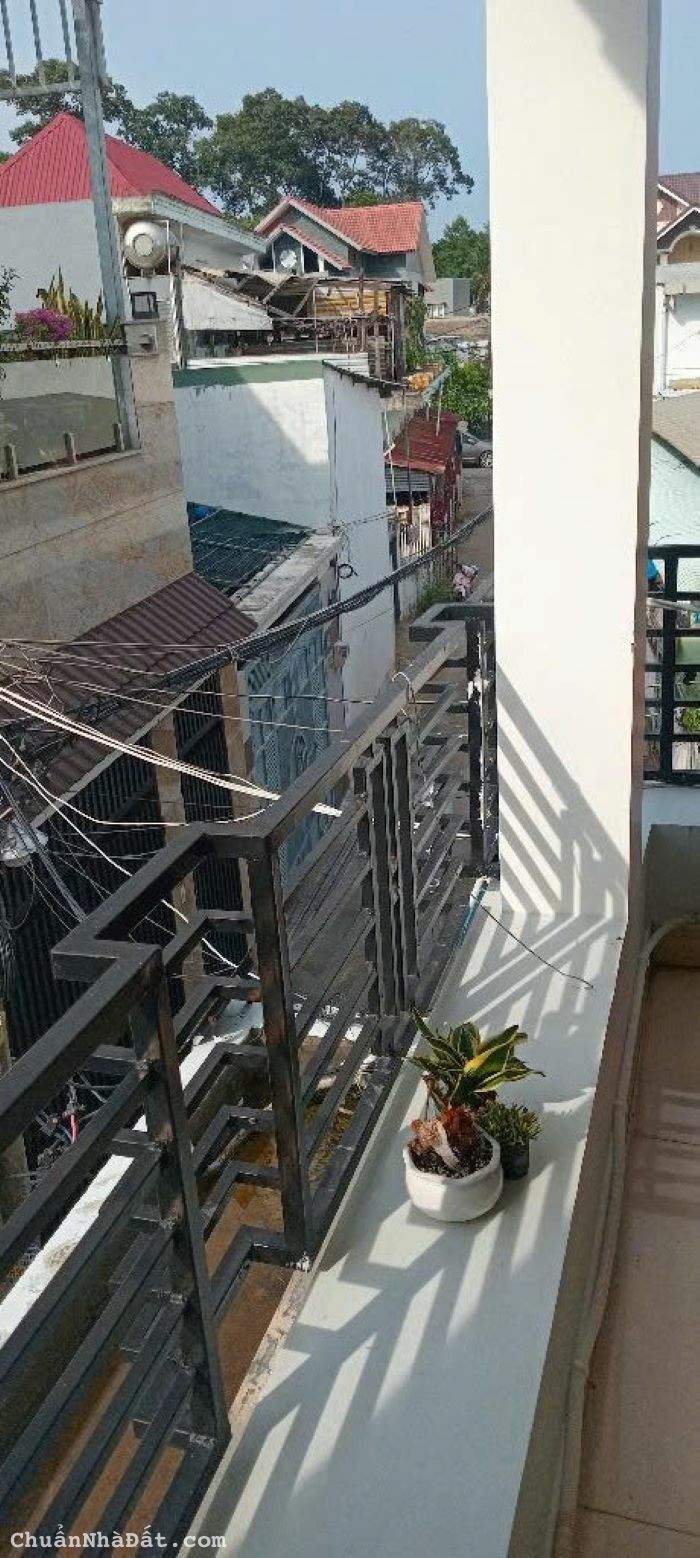 Bán Nhà 4 Tầng 70m2 – Ngang 4m – Ô Tô Đỗ Cửa – Tăng Nhơn Phú A – Quận 9 – Giá 5T.xx