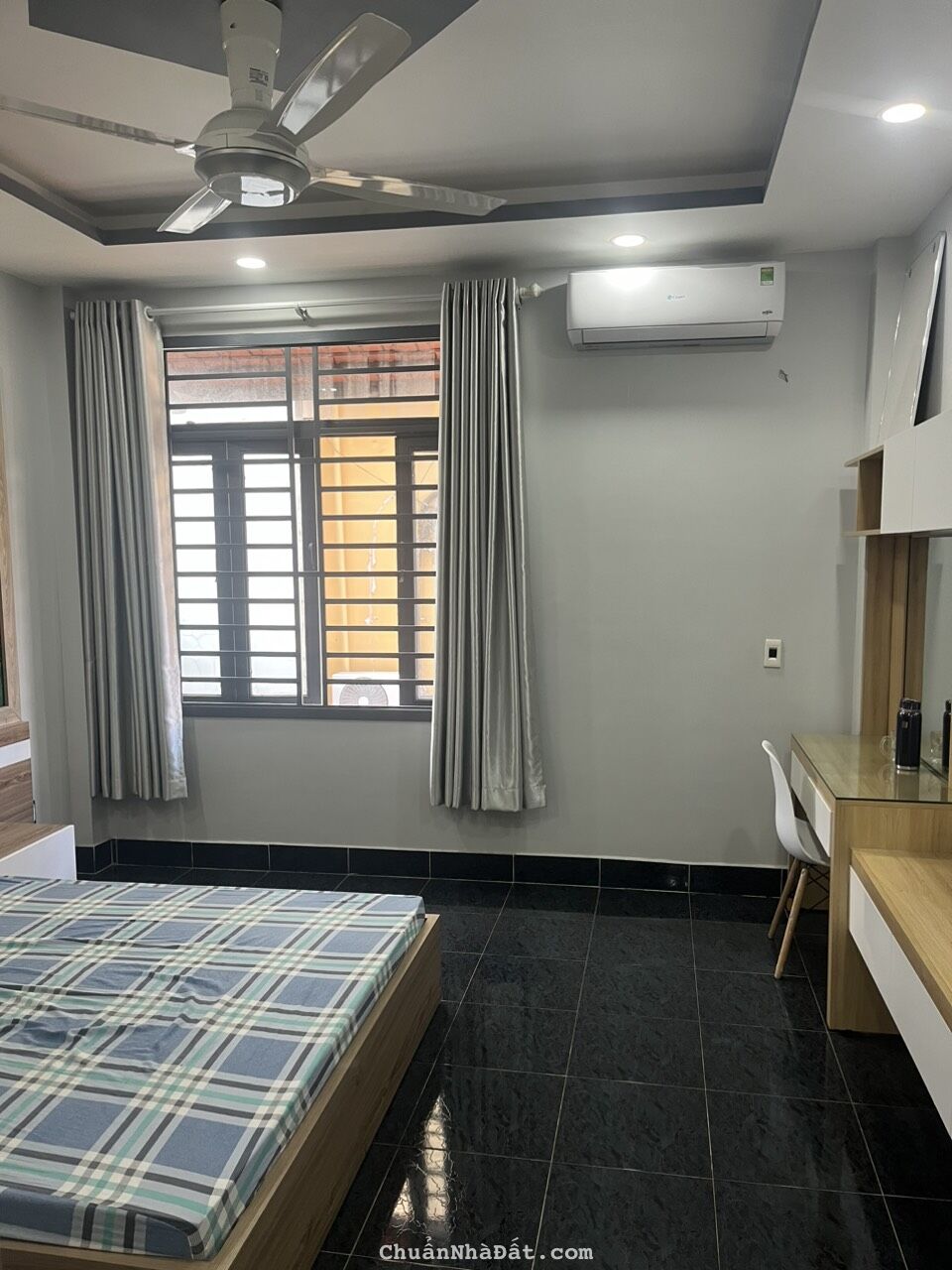 Bán căn nhà đường Võ Oanh, Hẻm xe hơi 5x15,1 Trệt 2 lầu/ 1 tum, nhà kiên cố ở liền, Giá 15ty 