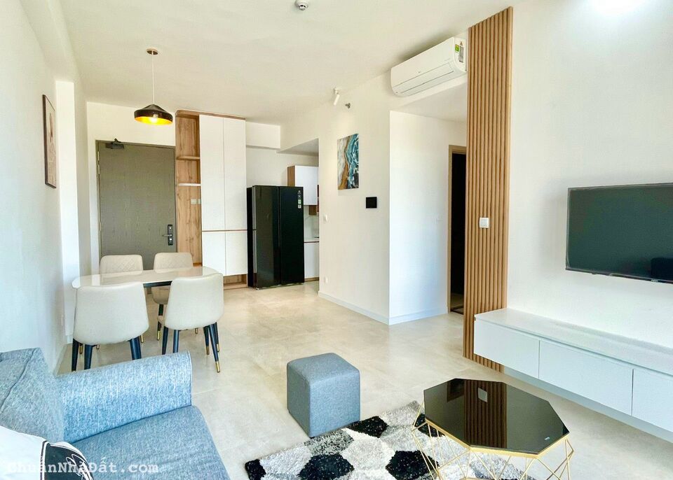 Cho thuê vài căn Antonia phú mỹ hưng, 2pn,2wc view thoáng đẹp, full nội thất giá 25-27tr/tháng 