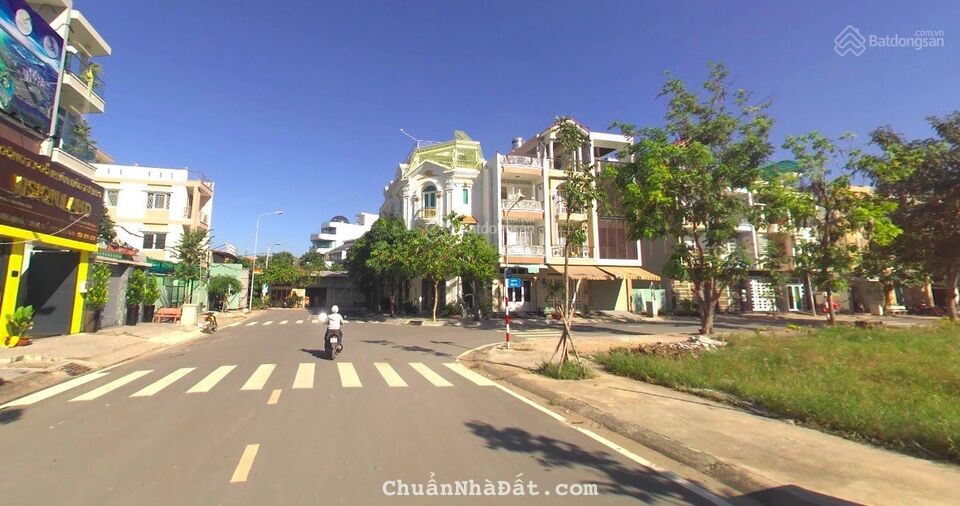 Bán lô đất chính chủ 80m2 sổ riêng giá 1ty650 đường số 4 ngay kdc Gia Hoà