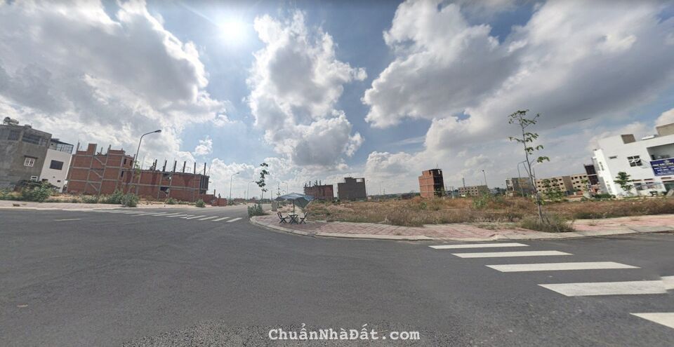 Bán lô đất chính chủ 80m2 sổ riêng giá 1ty650 đường số 4 ngay kdc Gia Hoà