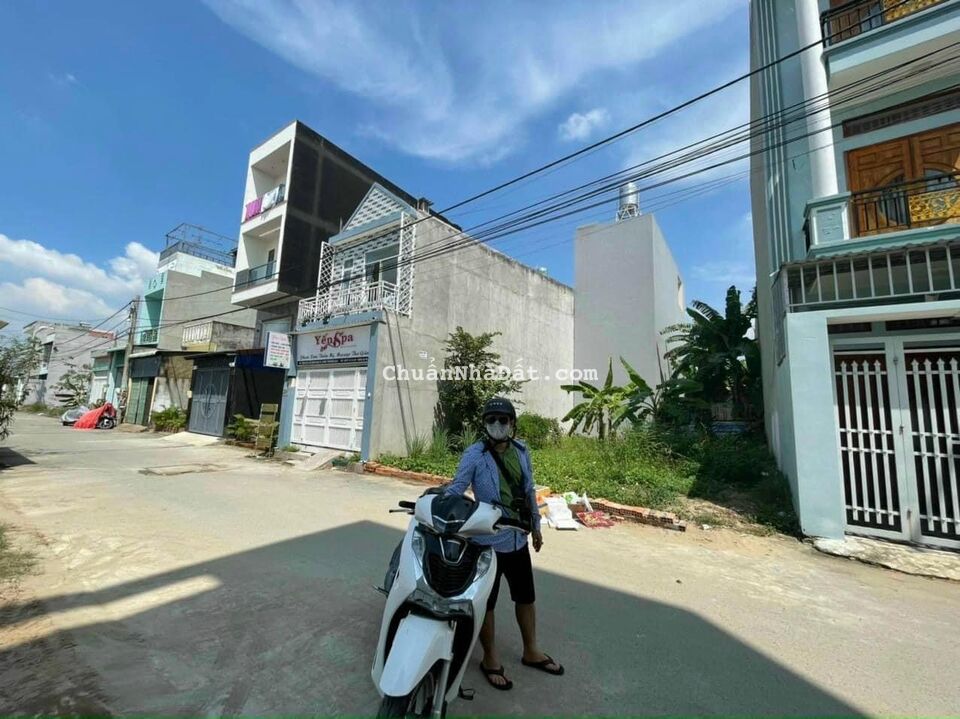 Bán lô đất 68m2 chính chủ 1ty5 có sổ riêng tại kdc Phú Nhuận gần bệnh viện ITO sài gòn Bán lô đất 68m2 chính chủ 1ty5 có sổ riêng tại kdc Phú Nhuận gần bệnh viện ITO sài gòn