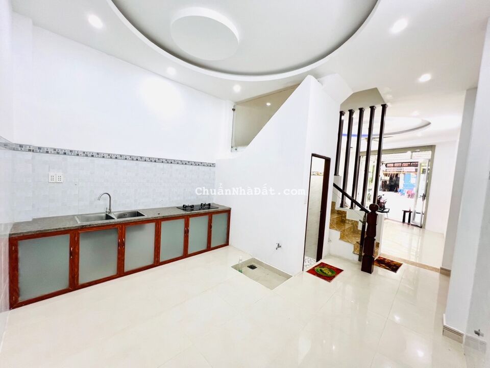 MẶT TIỀN NỘI BỘ LÃ XUÂN OAI - NHÀ 3 TẦNG KINH DOANH ĐA NGÀNH - NGAY KDC LONG TRƯỜNG - CHỈ 5.99 TỶ🔥 MẶT TIỀN NỘI BỘ LÃ XUÂN OAI - NHÀ 3 TẦNG KINH DOANH ĐA NGÀNH - NGAY KDC LONG TRƯỜNG - CHỈ 5.99 TỶ🔥