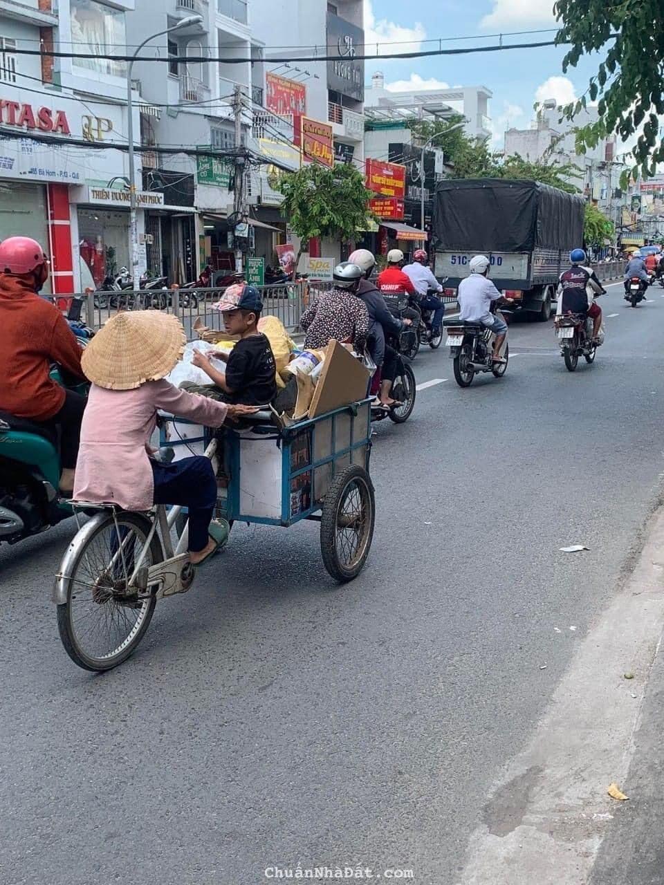 Bán gấp mặt tiền Bà Hom, quận 6, giá rẻ 11 tỷ, 4x26m, 3 lầu