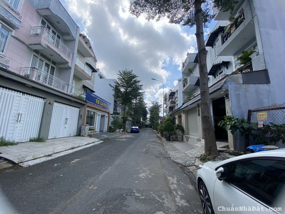 Bán gấp nhà đường sốn8, Bình Tân Tên Lửa, 7x14m, 3.5 tấm, 10.5 tỷ