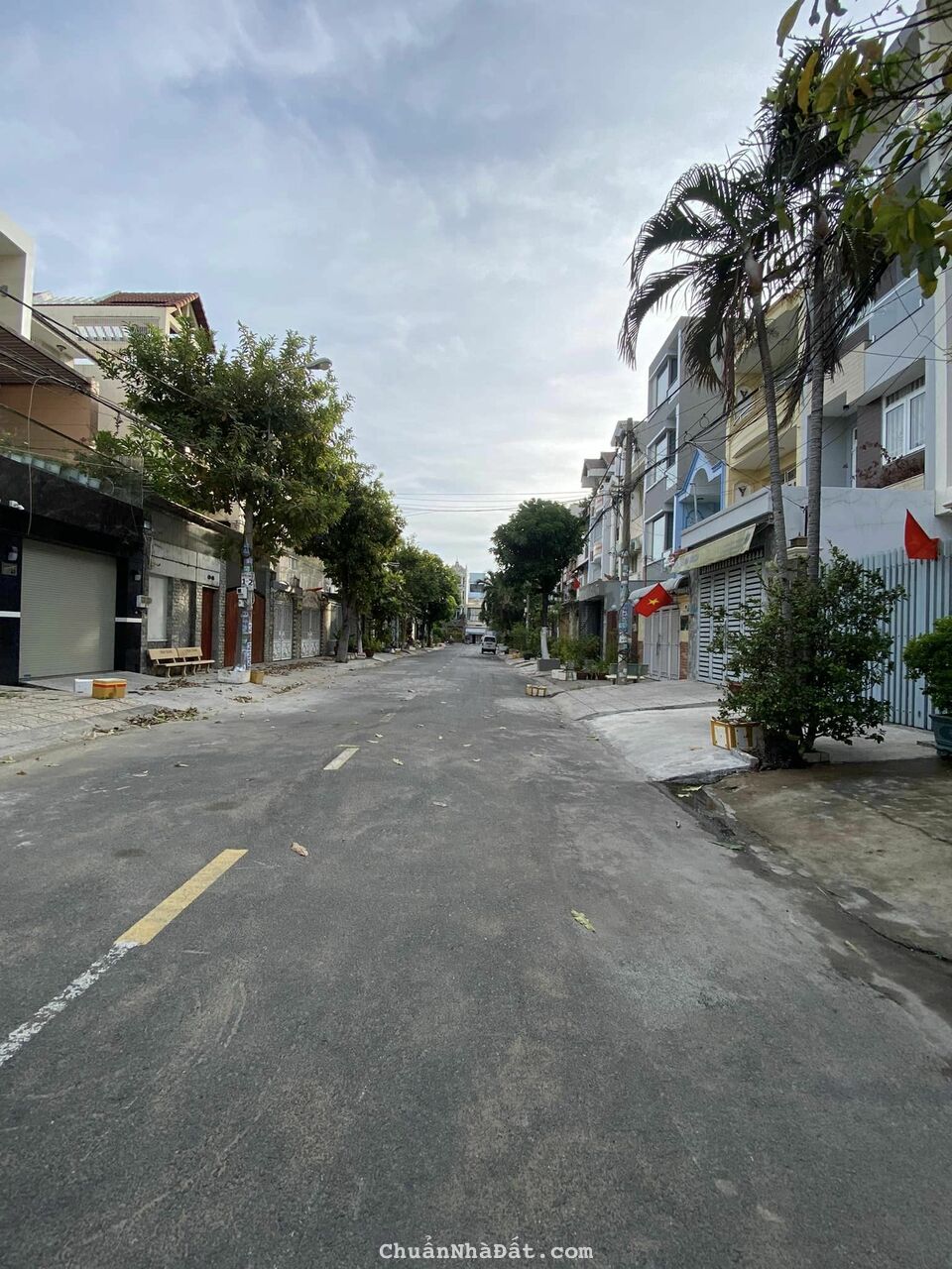 Cho thuê nhà đương số 1B, Phương Bình Trị Đông B, 4x20m, gác, 10 triệu, gần Aeon Mall