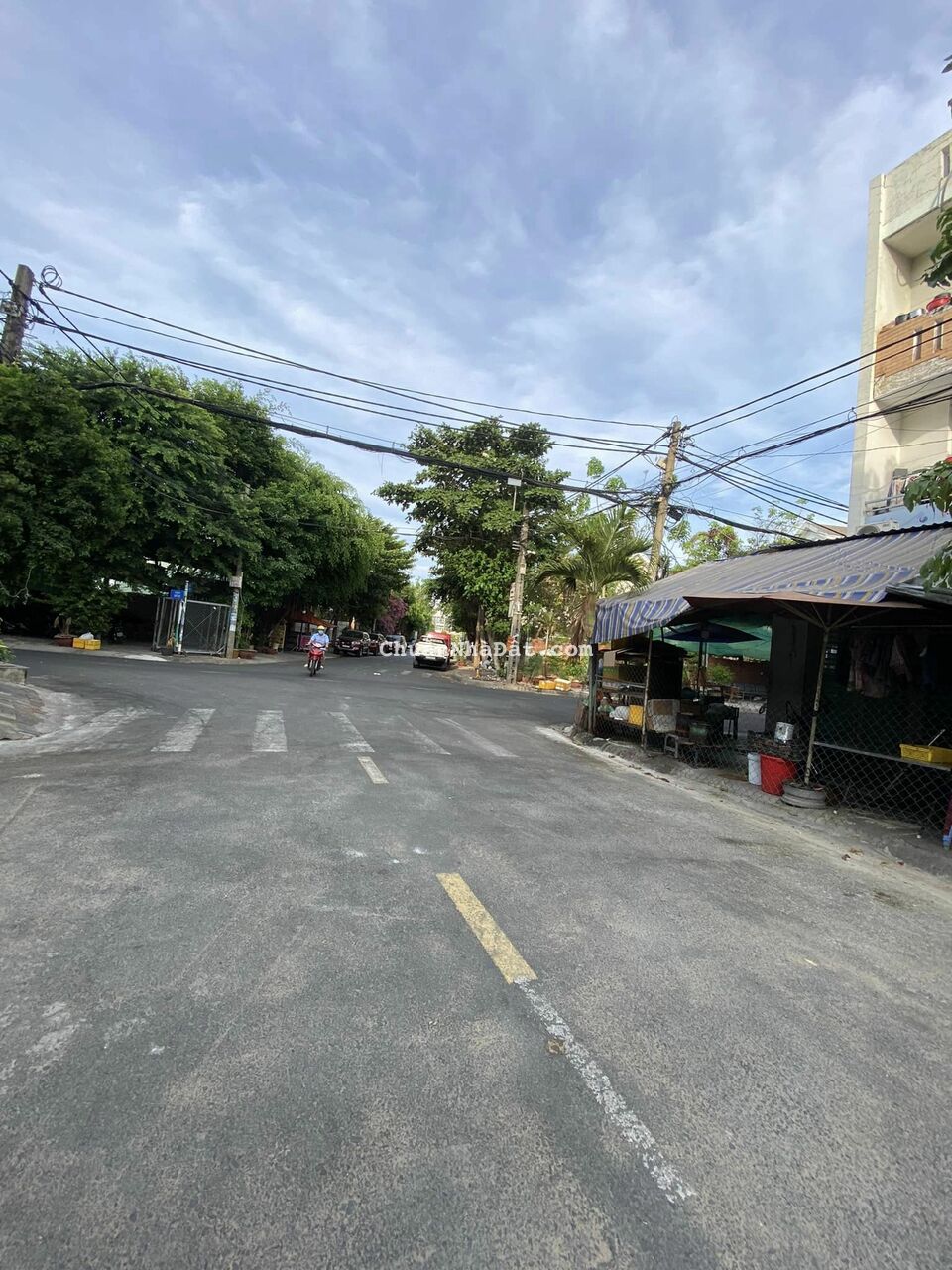 Cho thuê nhà đương số 1B, Phương Bình Trị Đông B, 4x20m, gác, 10 triệu, gần Aeon Mall