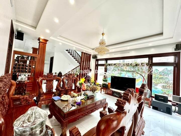 BÁN BIỆT THỰ PHƯỜNG ĐÔNG VỆ BÁN BIỆT THỰ PHƯỜNG ĐÔNG VỆ