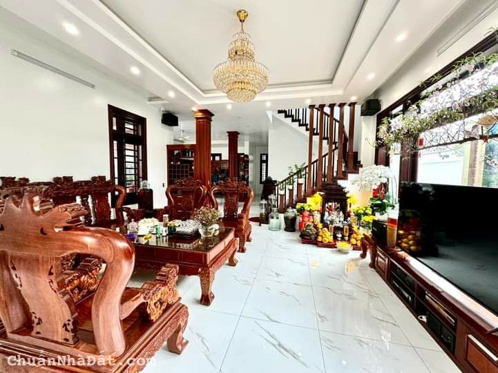 BÁN BIỆT THỰ PHƯỜNG ĐÔNG VỆ BÁN BIỆT THỰ PHƯỜNG ĐÔNG VỆ