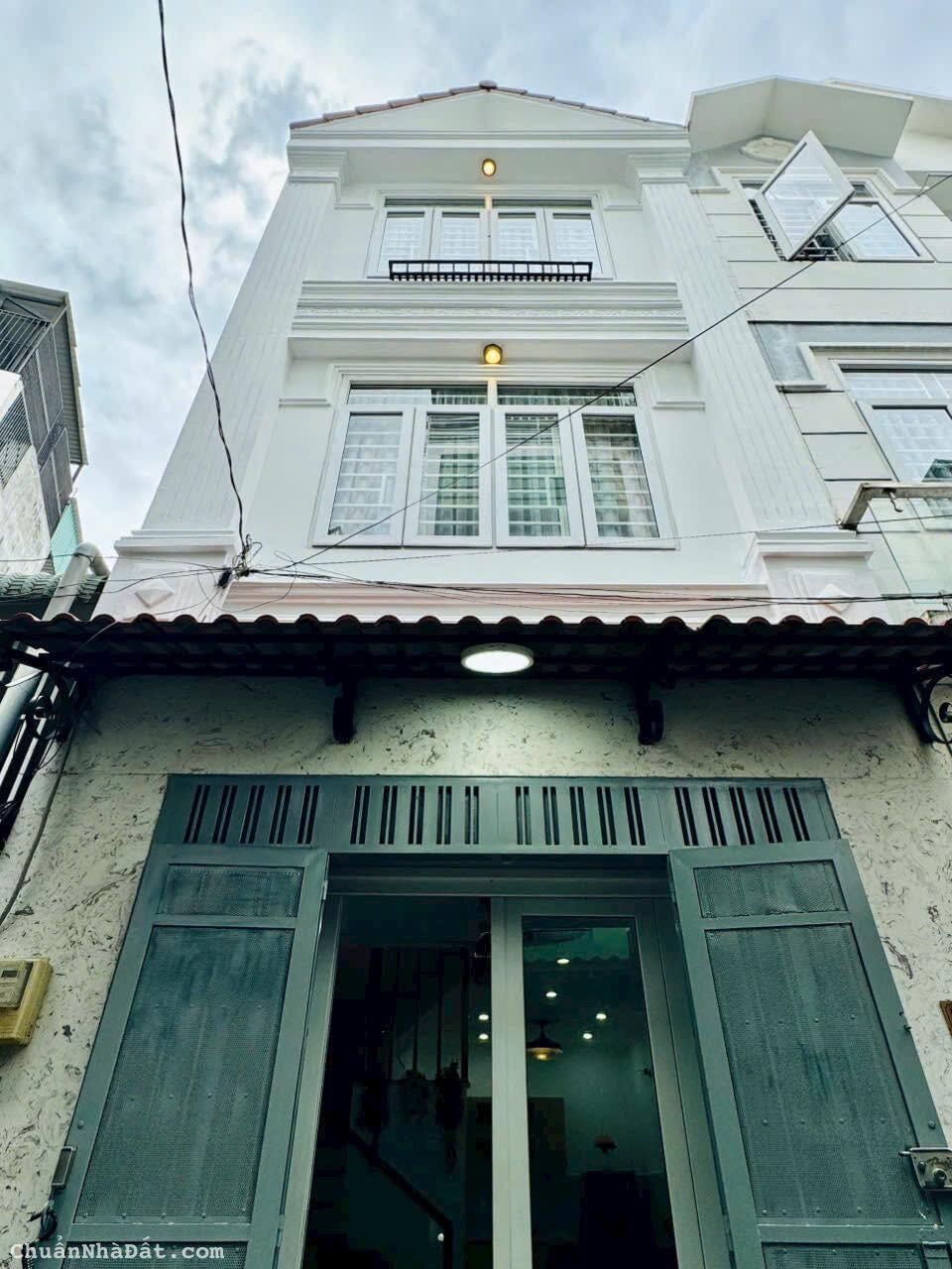 Nhà ngộp 64m2 Phạm Văn Bạch P12 Gò Vấp, sổ hồng riêng chính chủ. Đang cho thuê 12 triệu Nhà ngộp 64m2 Phạm Văn Bạch P12 Gò Vấp, sổ hồng riêng chính chủ. Đang cho thuê 12 triệu