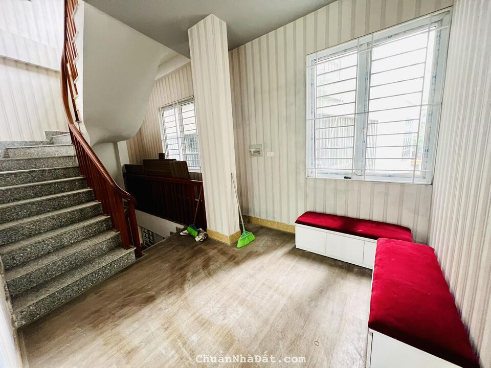 Bán Nhà Mặt Phố Phan Kế Bính - 69M - Ba Đình