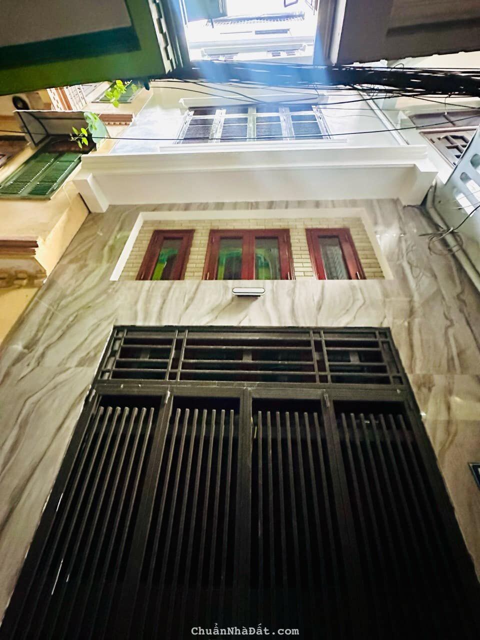 Bán nhà Hào Nam mới king koong - 2 mặt thoáng