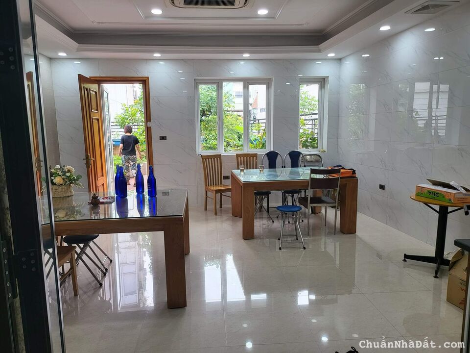 BÁN NHÀ THÁI HÀ - SIÊU PHẨM CHỈ 1 NHÀ RA PHỐ LỚN 