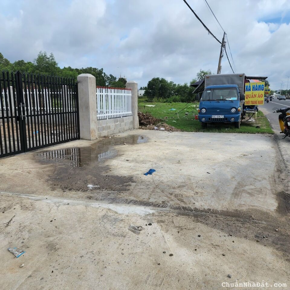 Đất 2 mặt tiền QL51, Tân Hoà, Tx Phú Mỹ.