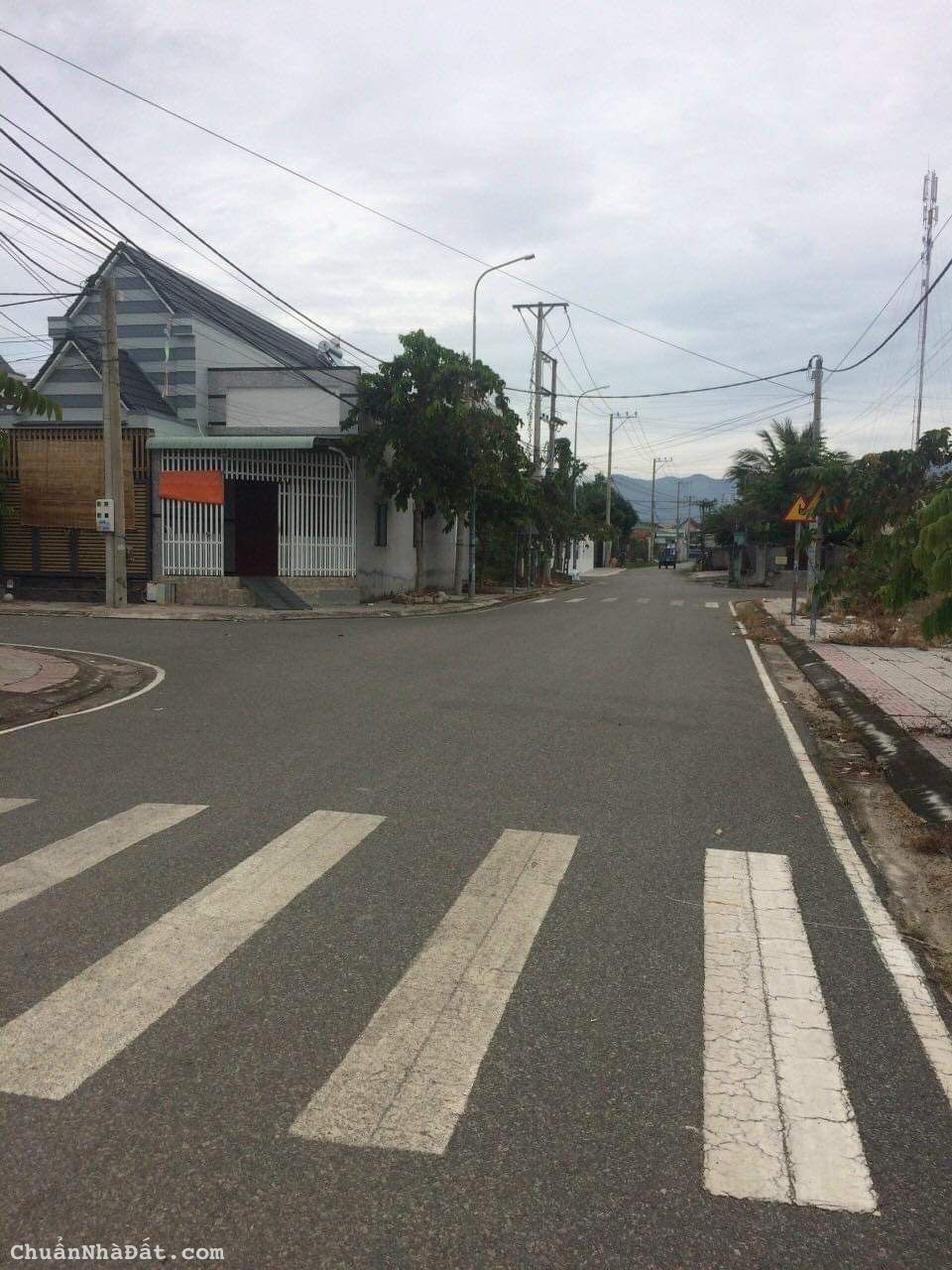 Bán lô tái định cư tân hoà xã tân hoà QL51 