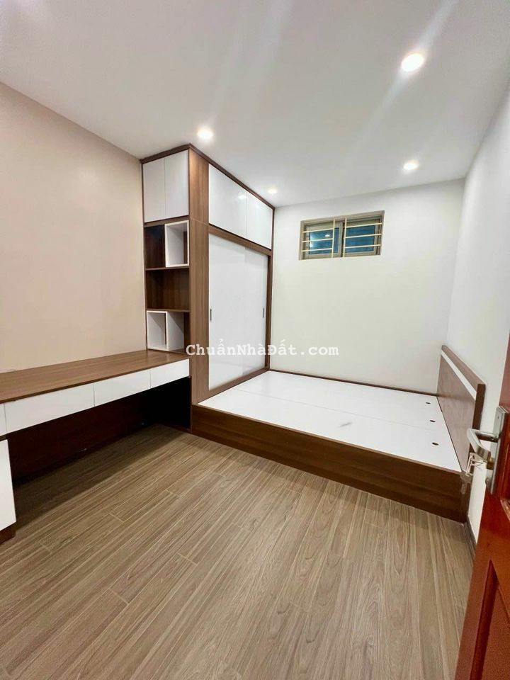 Bán nhà Ỷ La - Hà Đông - Tuyệt phẩm trong tầm giá - 35.3m2 chỉ 4.5 tỷ