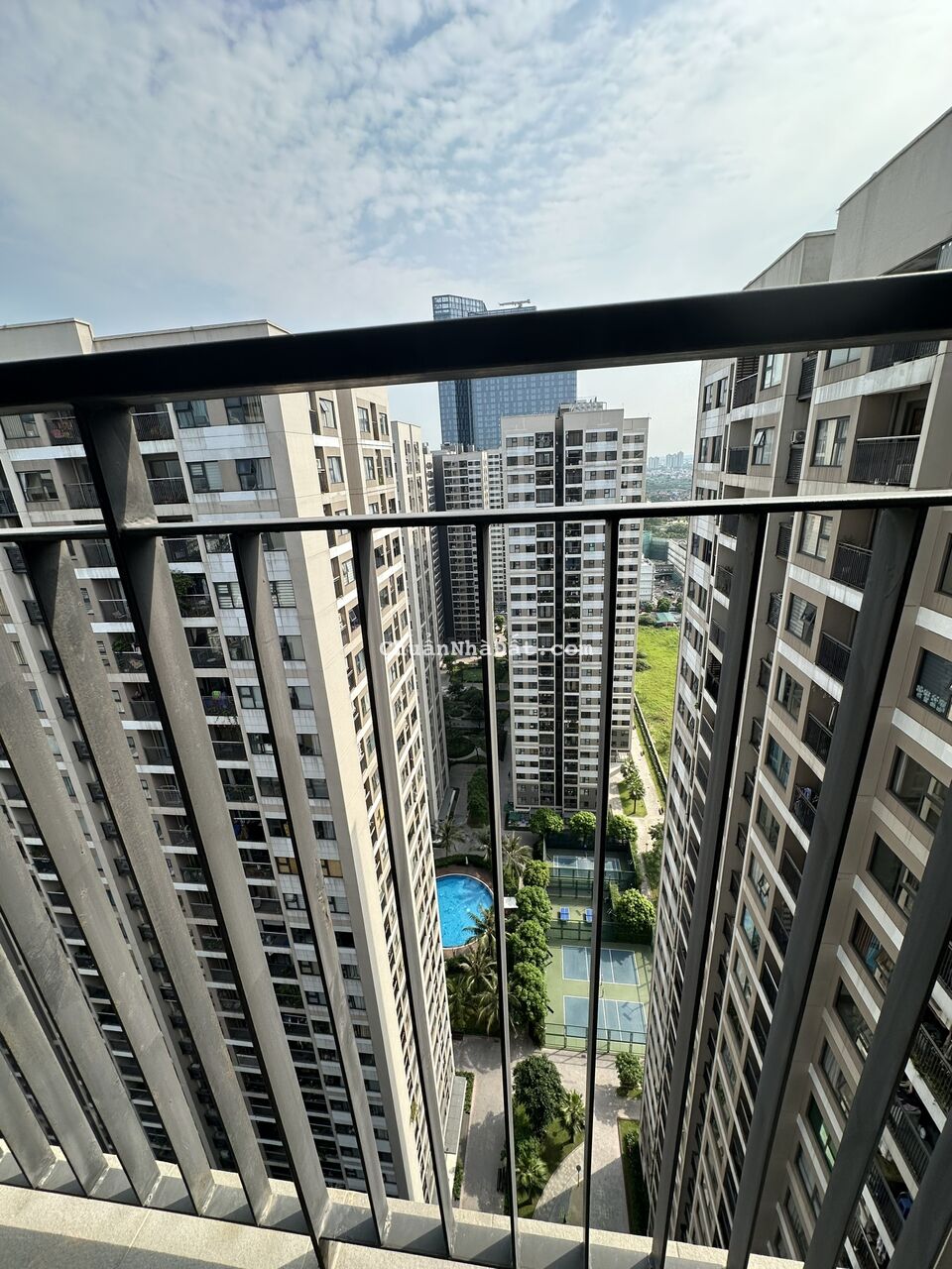 Bán căn hộ 2PN1WC tòa S2.11 có hầm 55m2 tầng cao >20