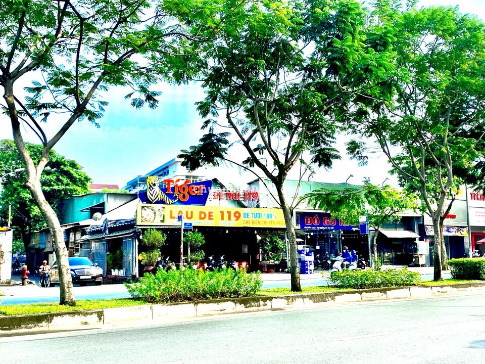 GÓC 2 MẶT TIỀN TRẦN NÃO + ĐƯỜNG SỐ 12 - QUẬN 2 CHO THUÊ !!!! ĐẮC ĐỊA !!!