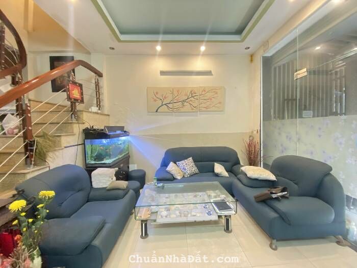 Nhà đẹp phố Lê Trọng Tấn, Thanh Xuân - NGÕ  OTO - DT 52m2 - MT 4.8m2 