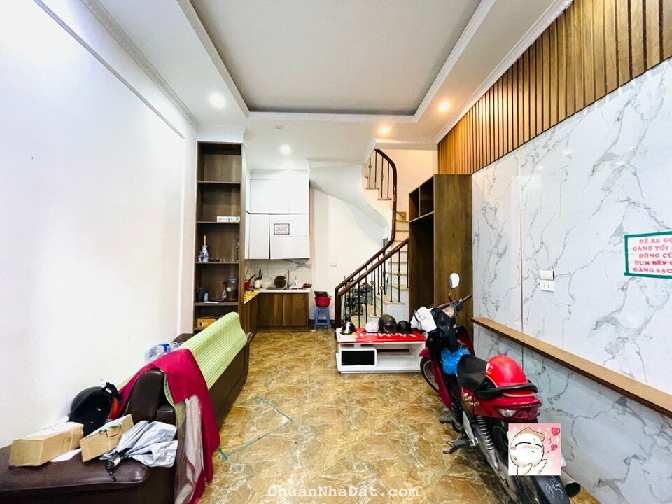 Chính chủ cần BÁN NHÀ ĐẸP 5 tầng Thịnh Quang, Đống Đa - 35m2 - Giá 5.x tỷ 