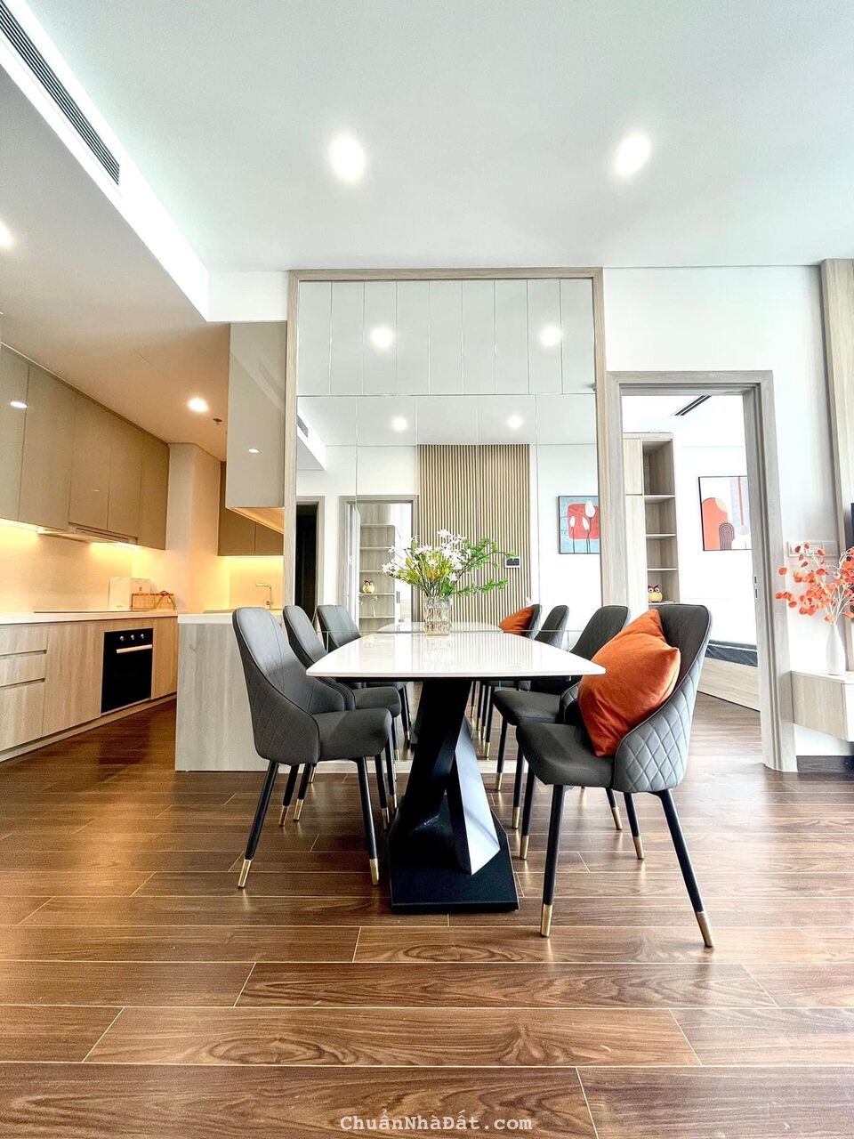 Căn hộ cao cấp Garden Gate 2PN 90m2 16triệu. Full nội thất sẵn như hình