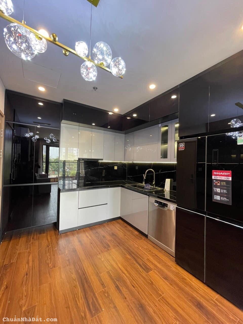 Căn hộ cao cấp Kingdom 101, 70m2 2PN 17tr/tháng. Full nội thất như hình, ở ngay được Căn hộ cao cấp Kingdom 101, 70m2 2PN 17tr/tháng. Full nội thất như hình, ở ngay được