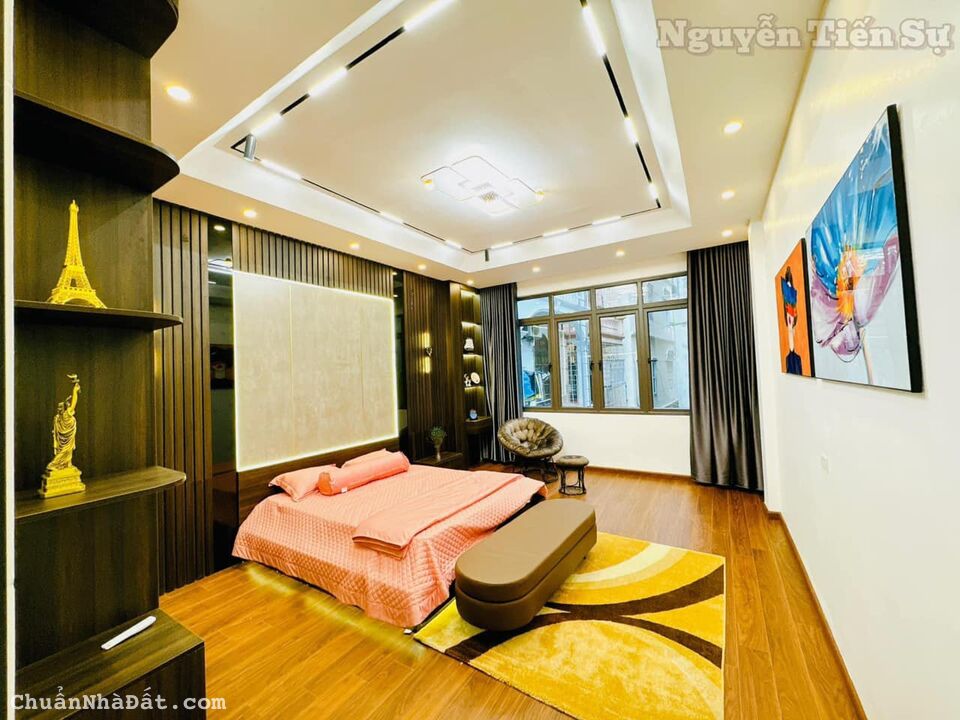 BÁN NHÀ NGÕ 81 ĐÔNG NGẠC 5 TẦNG Ô TÔ ĐỖ CỬA 35M, MT 4.2M GIÁ HƠN 4 TỶ 