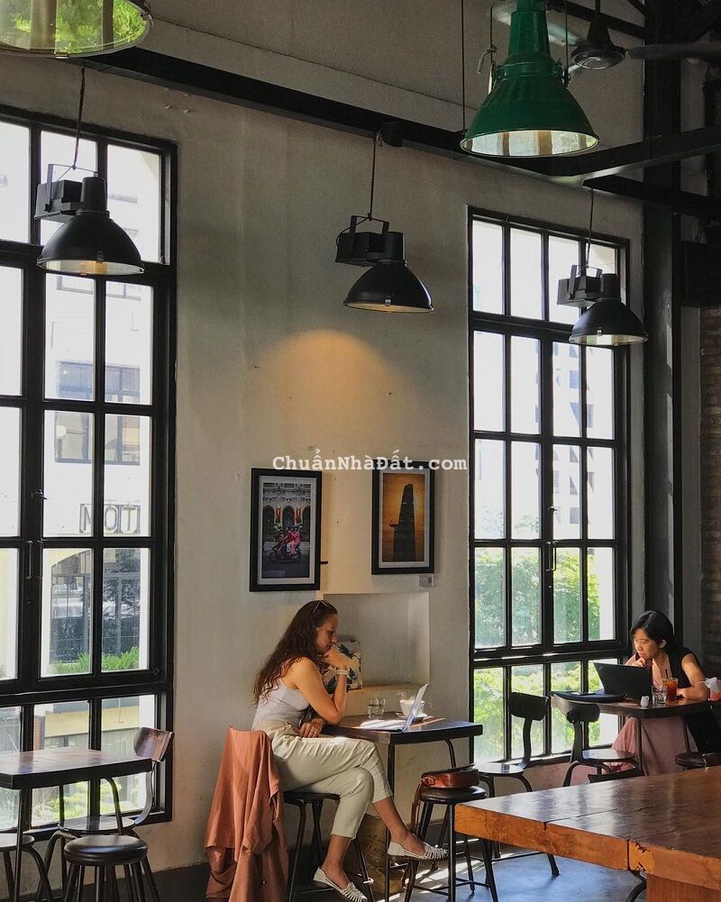 Bán nhà mặt tiền kinh doanh Hoàng Sa, P. Tân Định, Q1. 5,5x14m. Trệt + lửng + 2 lầu - 17 tỷ TL