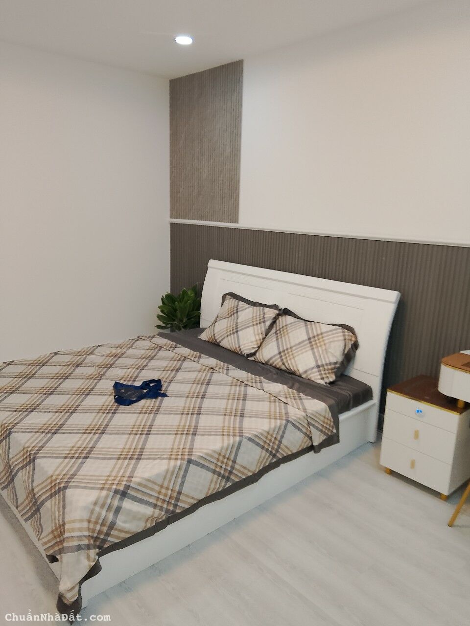 Bán căn hộ sky garden2, giá rẻ 4,3 tỷ, 89m2, 3 phòng ngủ Q7, HCM Bán căn hộ sky garden2, giá rẻ 4,3 tỷ, 89m2, 3 phòng ngủ Q7, HCM