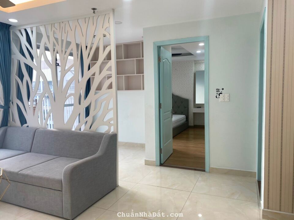 Cho thuê căn hộ sceniv valley , 2 phòng ngủ ,1plv, giá 27 triệu, q7, hcm