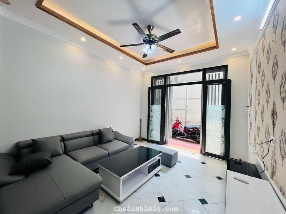 B_Á_N NHÀ GẤP 30M2 HOÀNG MAI, SIÊU HIẾM, DÂN CƯ VĂN MINH,  Nhỉnh 4 Tỷ. 
