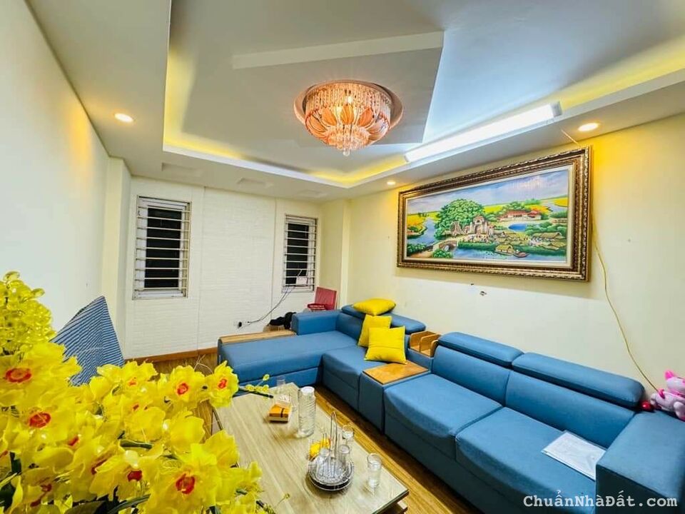 Bán căn nhà ngay KĐT Pháp Vân, Hoàng liệt, Hoàng mai 50M , 5 tầng , giá 7,5 tỷ