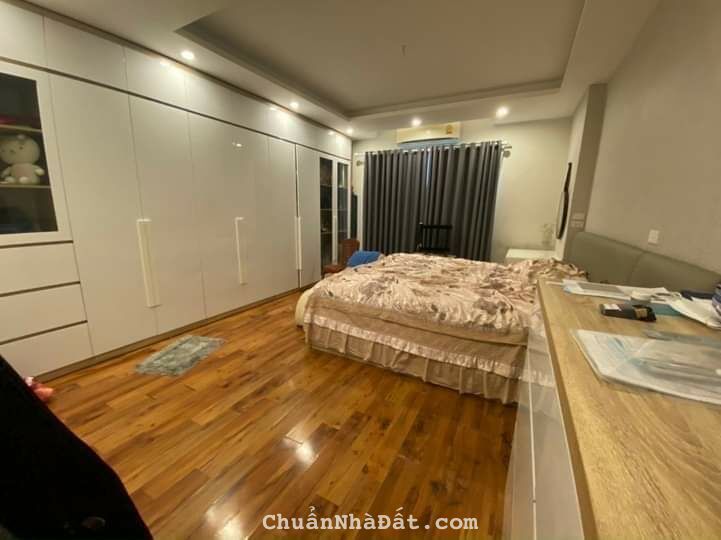 Bán nhà Vĩnh Hưng, 35m2, 5 tầng, MT 4m1, full nội thất, ở ngay, giá 3,7 tỷ 