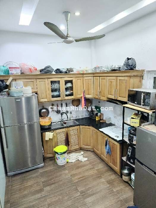 NHÀ ĐẸP KIM MÃ – DIỆN TÍCH RỘNG – SÂN ĐỂ Ô TÔ THOẢI MÁI NHÀ ĐẸP KIM MÃ – DIỆN TÍCH RỘNG – SÂN ĐỂ Ô TÔ THOẢI MÁI