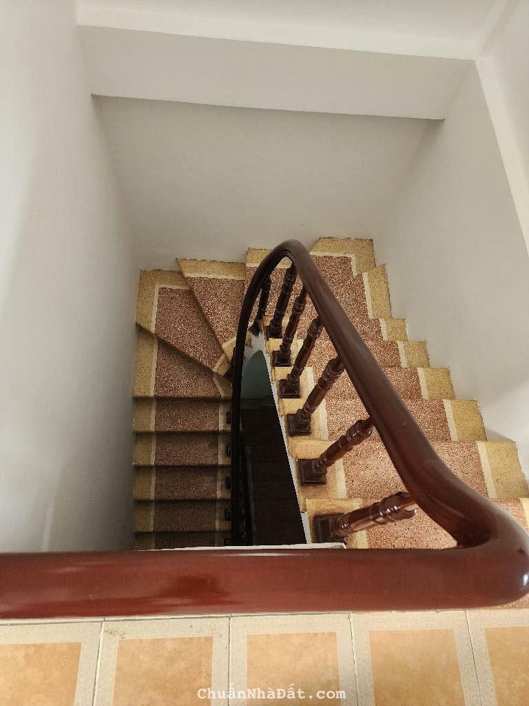 Bán nhà Bằng Liệt 36m2 5 tầng 3 mặt thoáng 4.82 tỷ