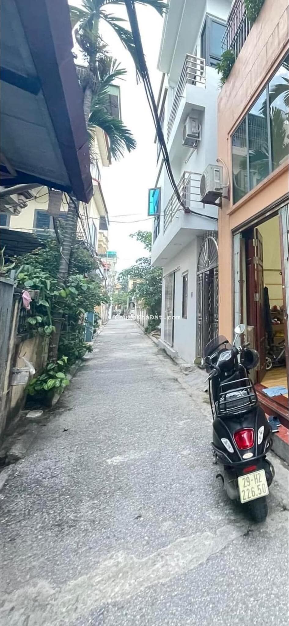 BÁN NHÀ HOÀNG QUỐC VIỆT, 38M2, 5,7 TỶ, LIÊN HỆ E QUỲNH 0987678267