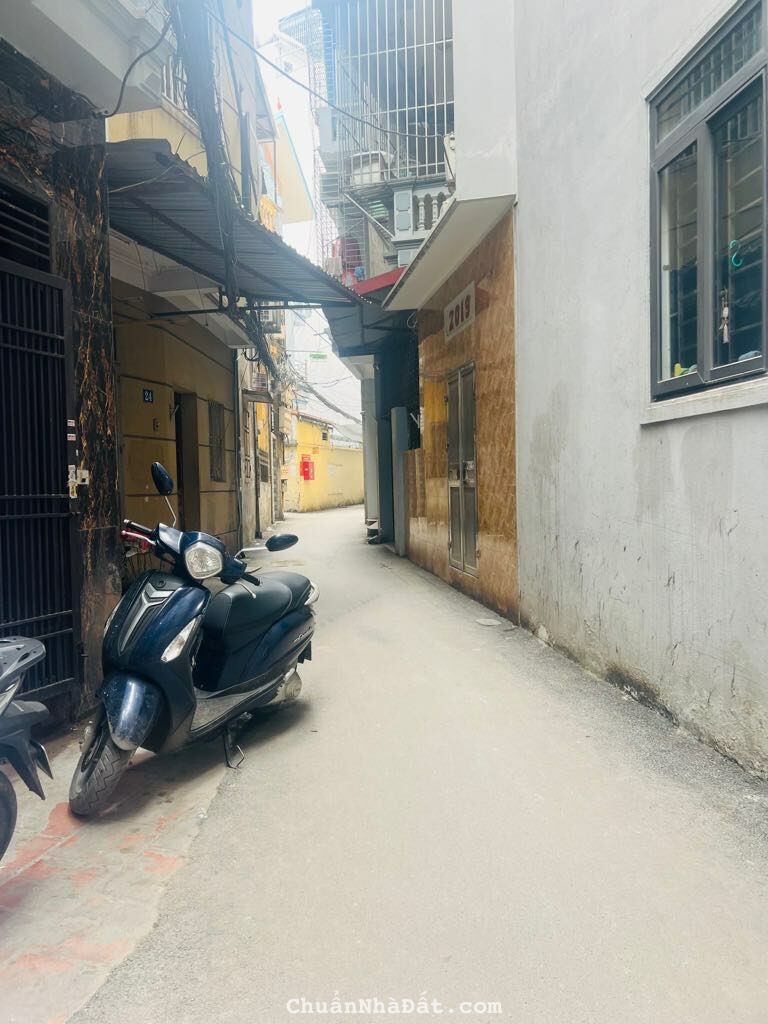 TRẦN QUỐC VƯỢNG – LÔ 3 GÓC THOÁNG – DÂN XÂY – HÀNG ĐẦU TƯ.