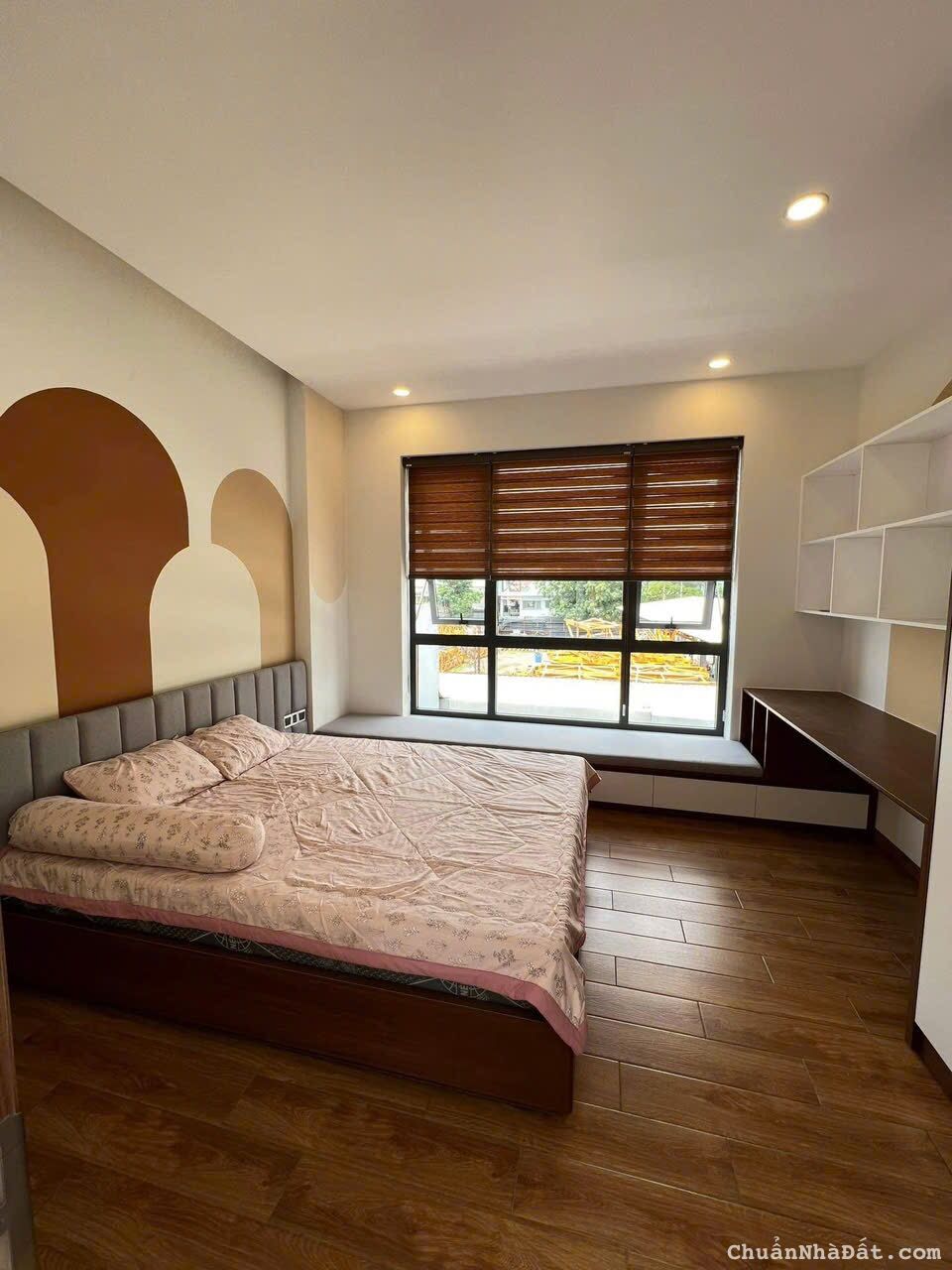 Nhà hxh đường ích thạnh diện tích 68m , 3 tầng nhà mới