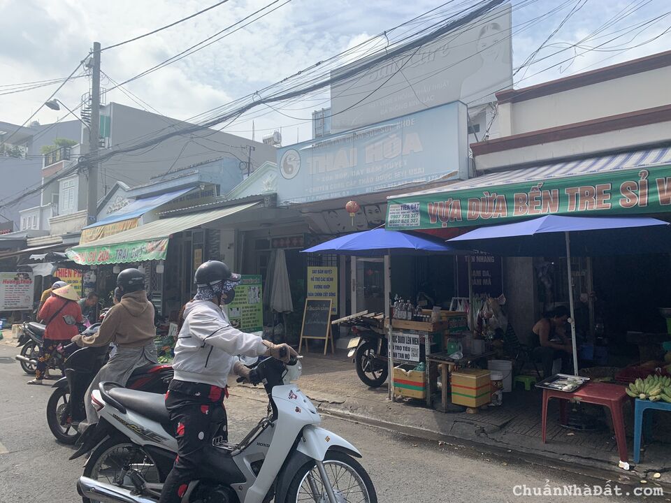 Mặt tiền đường số 7 phước bình, 87m cấp 4 kinh doanh tốt