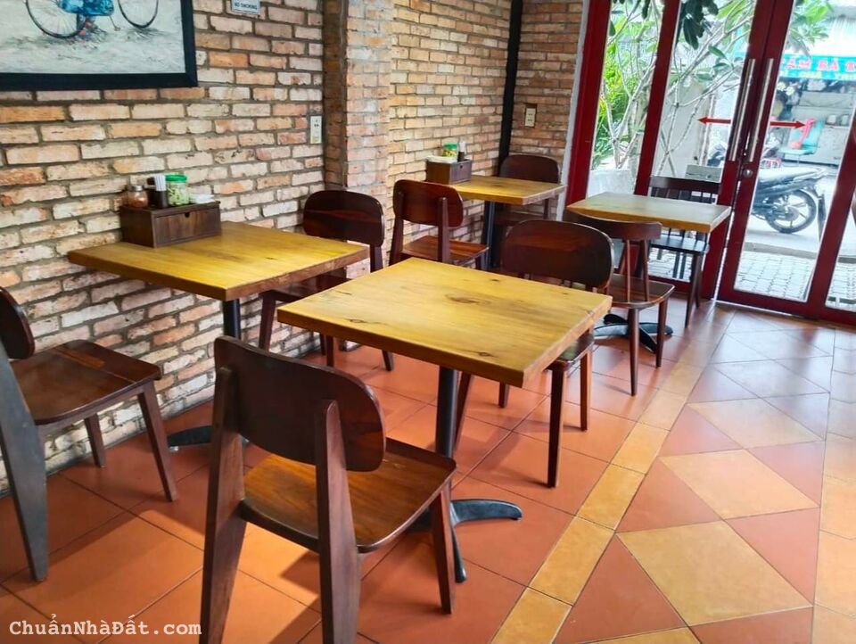 CẦN SANG QUÁN ĂN, ĐƯỜNG KHÁNH HỘI Q4, Dt: 4x18, trệt 1 lửng, thuê 27tr