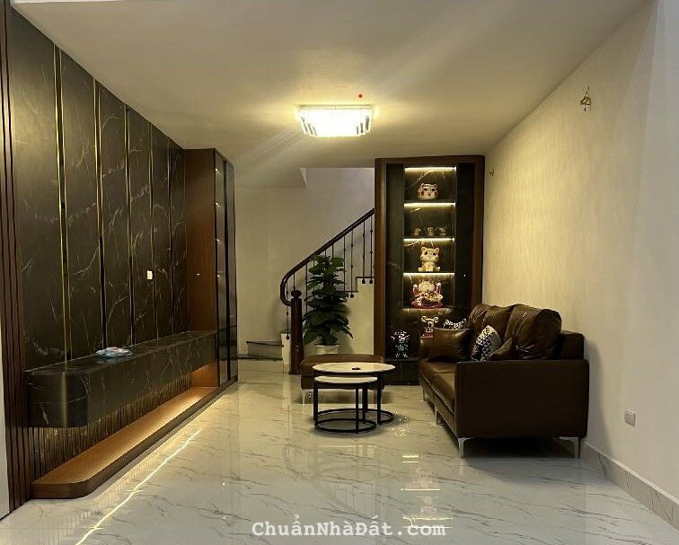 Bán nhà phố Hồng Mai 38m * 5tầng cách ô tô 5m