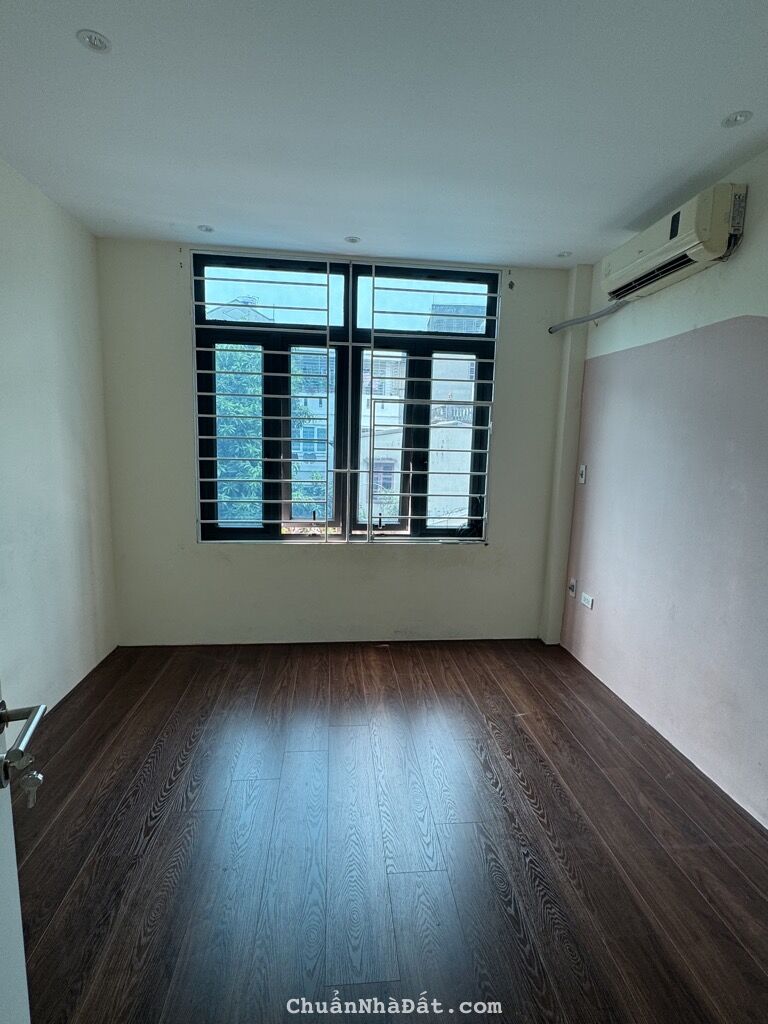 Bán nhà 5 tầng 3 ngủ phố Lĩnh Nam , ngõ thoáng MT rộng 2.63 tỷ